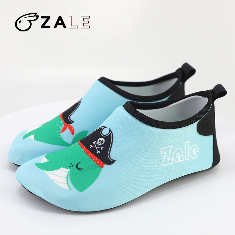 ZALE new pattern Teenagers travel fold slipper Sandy beach Barefoot Non-slip rubber soft sole baby Swim shoes