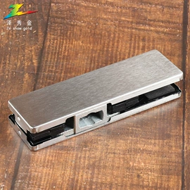 拉手;合页、铰链;门夹