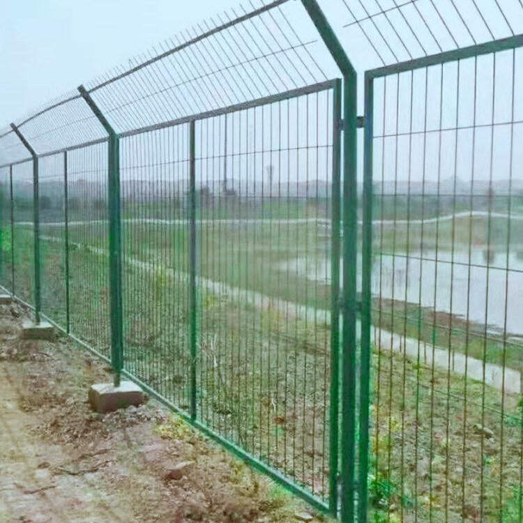 Manufactor Direct selling Barbed wire enclosure bilateral Guardrail net Highway Fence Land Fence customized