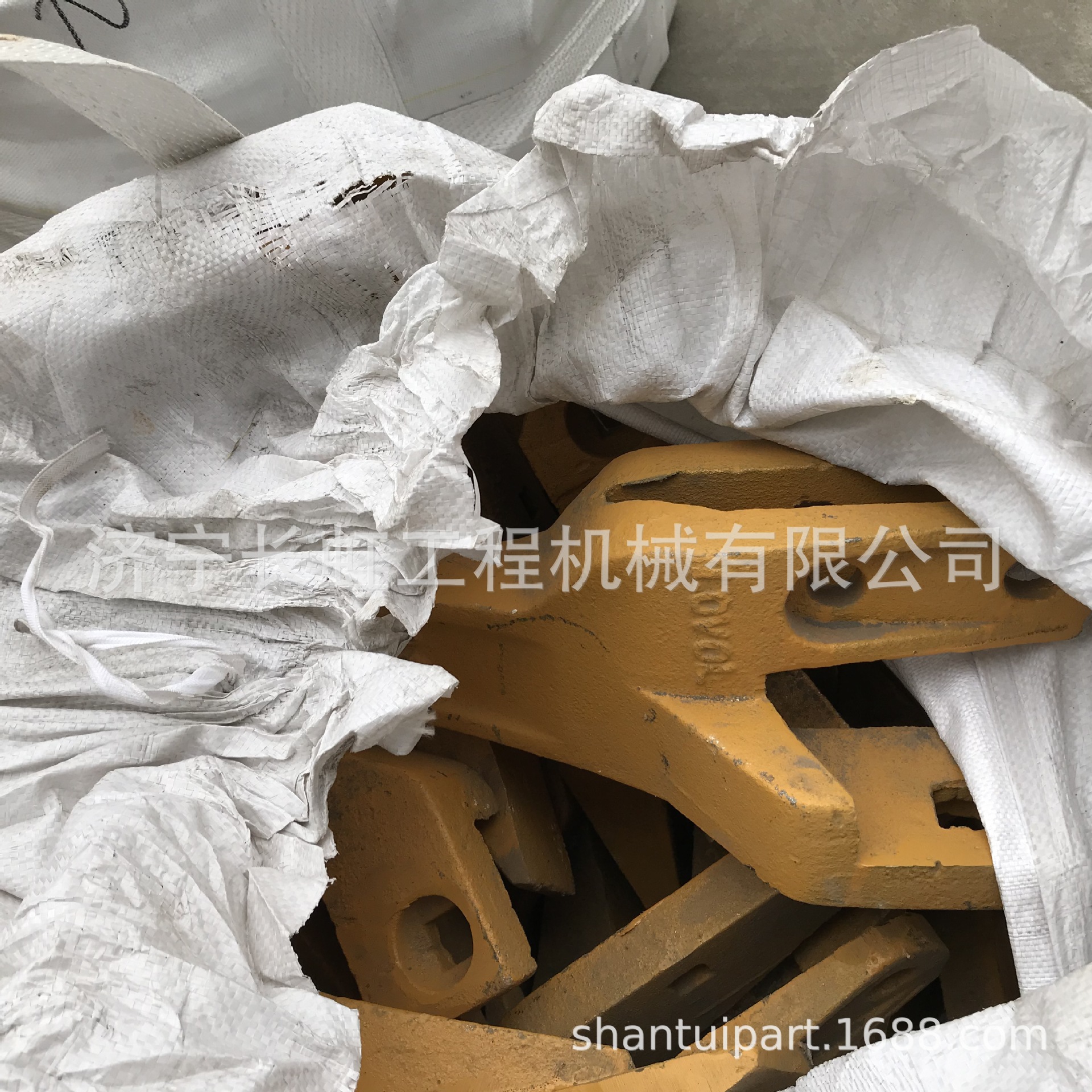 供应福田雷沃FOTON 956 齿尖9F10-731004