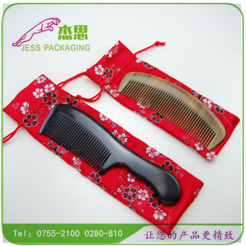 设计新款绸缎布梅花图案梳子收纳包梳子抽绳束口袋量大从优