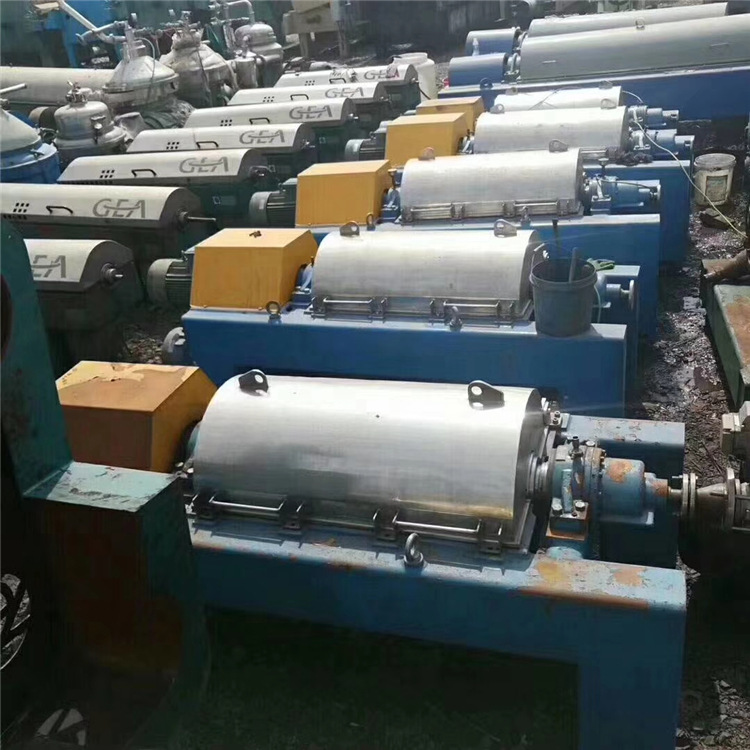 出售二手卧螺沉降离心机二手355型卧螺沉降离心机