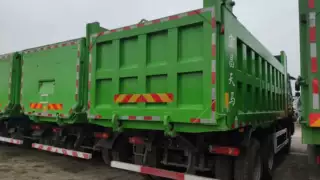 重汽豪沃6*4城市渣土车国五