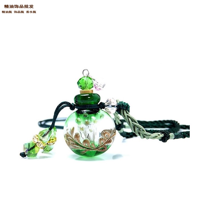 中国精油饰品网翠绿色缨诺绳大号扁圆巴洛克项链3.jpg