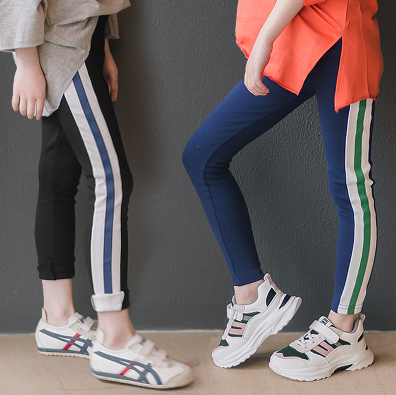 Polainas de las niñas falda media y grande pantalones de los niños primavera y otoño 2022 nuevo versátil desgaste exterior primavera moda delgada