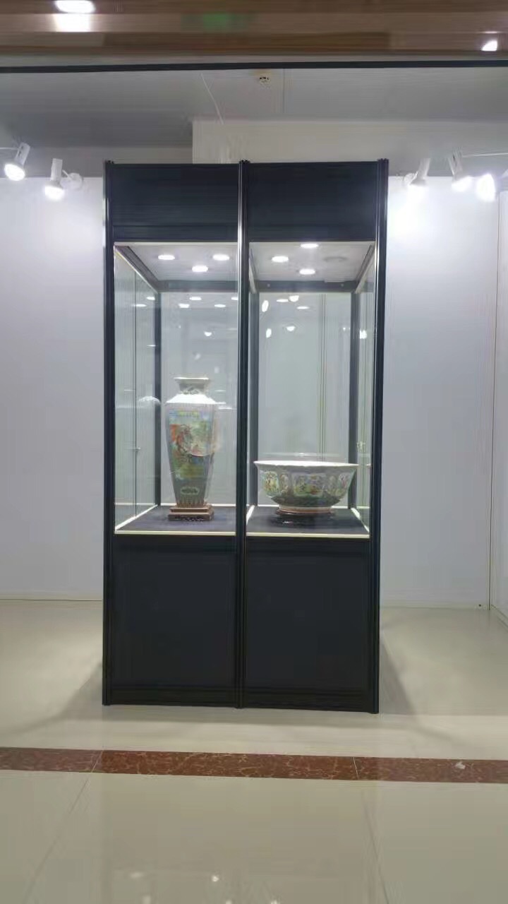 ���ﹷè����չʾ��̨���ƹ������Ͻ��ײ�װչ������չ����������