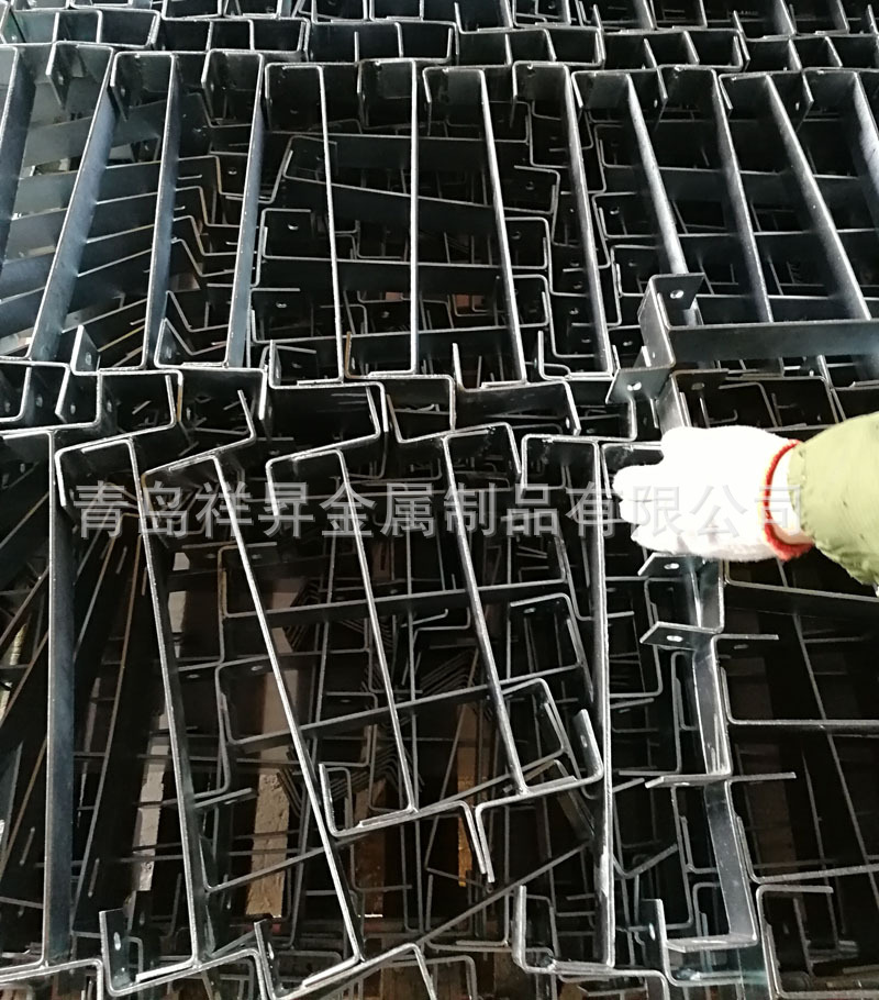 焊接加工支架 金属焊接板凳 山东青岛即墨工厂定制焊接加工