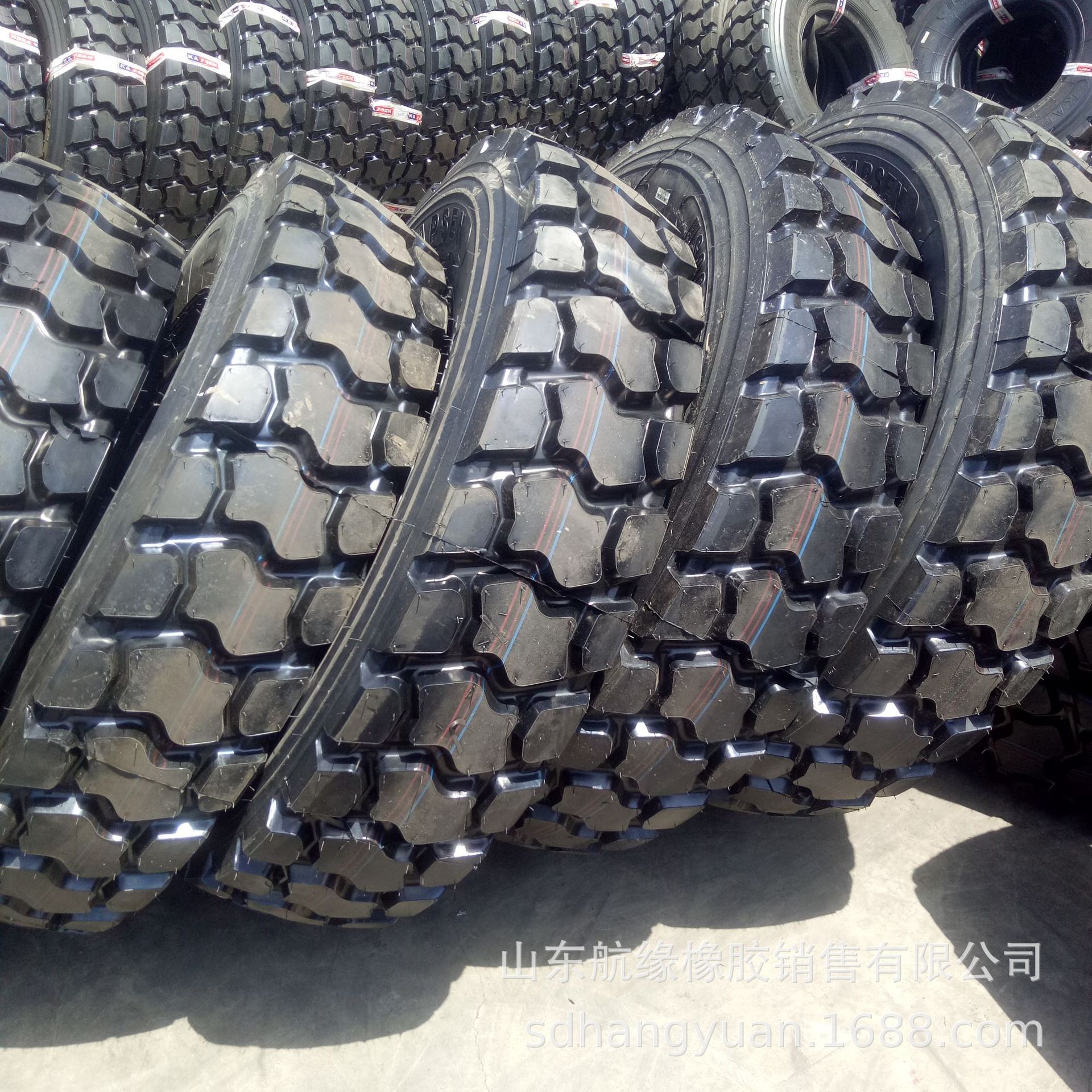 工厂出口真空轮胎12R/13R22.5矿山花纹 货车卡车自卸车工程轮胎