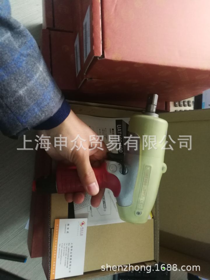 日本URYU瓜生ULT100 UAT100气动扭力扳手 扭力范围70-130