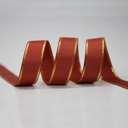 Cinta acanalada con borde dorado de Yao Ming, accesorios para cajas de regalo de pasteles, material base para cinta, cinta acanalada con borde dorado.