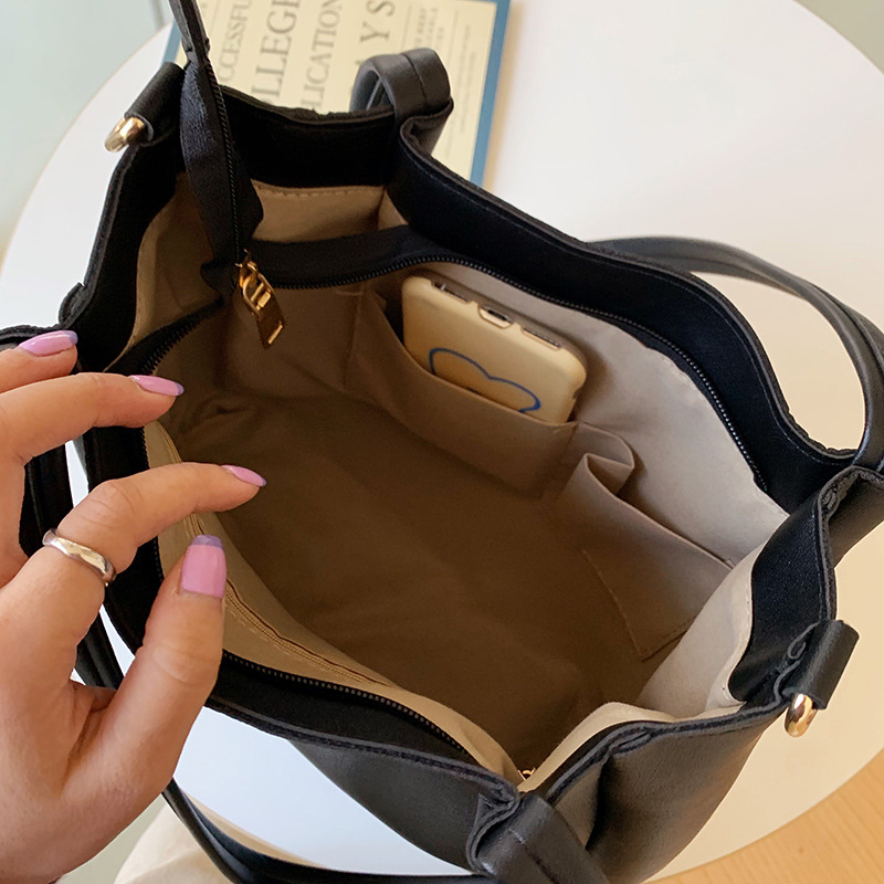 Damen Neue Mode Koreanische Ausgabe Tägliche Schulter Große Kapazität Einfache Tragetasche Student Handheld Umhängetasche_voghion.com