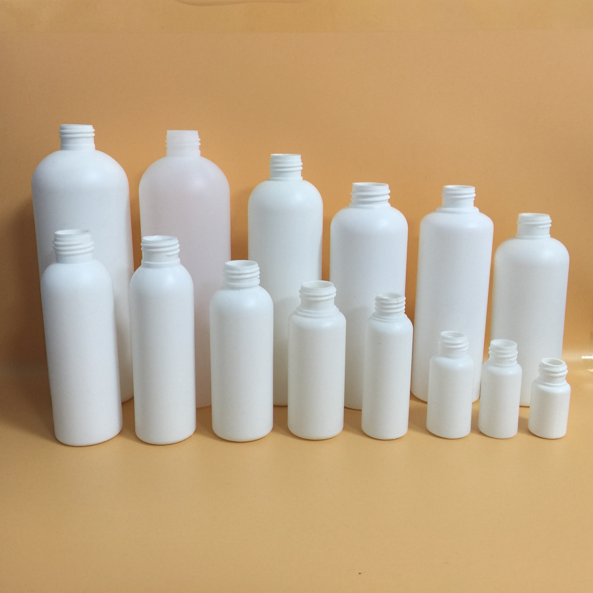 厂家直销PVC3000ml塑料瓶PE分装瓶消毒液用瓶衣物清洗用瓶-阿里巴巴
