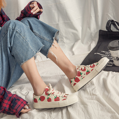 科恩迪2019草莓帆布鞋複古港味百搭學生日系ulzzang小白板鞋女鞋