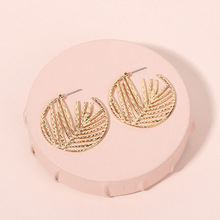 4g Weight No Inlaid Inlay Material Earrings Classification Housewarming, Anniversary, Business, Wedding, Travel, Birthday, Festival Occasion Alloy Material Animal Pattern Women'S Gender Plating Design Gold, Silver Color Korean Swan Pearl Earrings 4