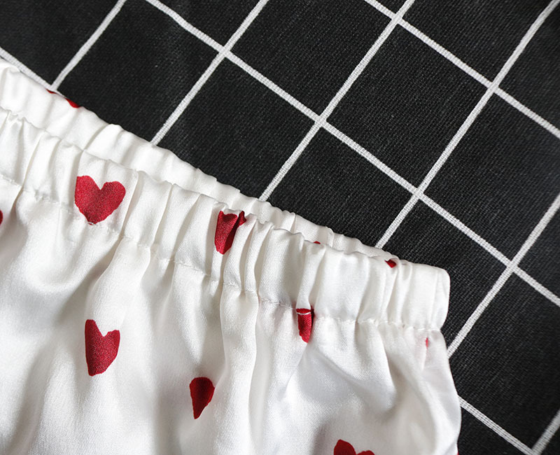 New Two-piece Suspender Shorts Sweet And Cute Sexy Heart Print Pleated Pajamas display picture 9