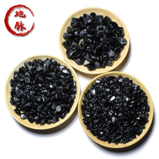 ��Ȼ�ڱ̭t��ʯ �Ь���늚�ʯ��ʯ����ˮ�| �錚չʾ��ʯ����