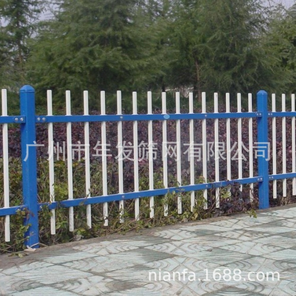 公园外围围墙锌钢护栏  学校草坪1.2米高围栏  两横梁护栏出口