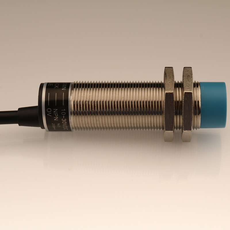 厂家直销M18圆形接近开关SC1808-N/P直流三线常开常闭感应开关