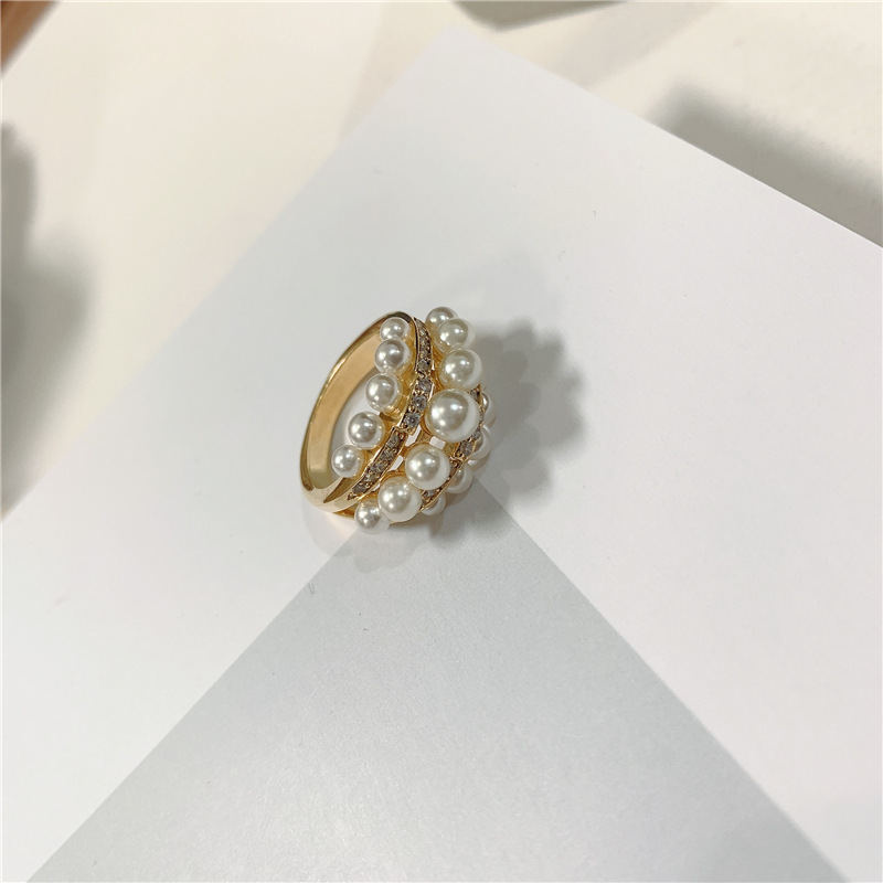 Luxury Ring Micro-set Diamond With Pearl Ring Copper display picture 9