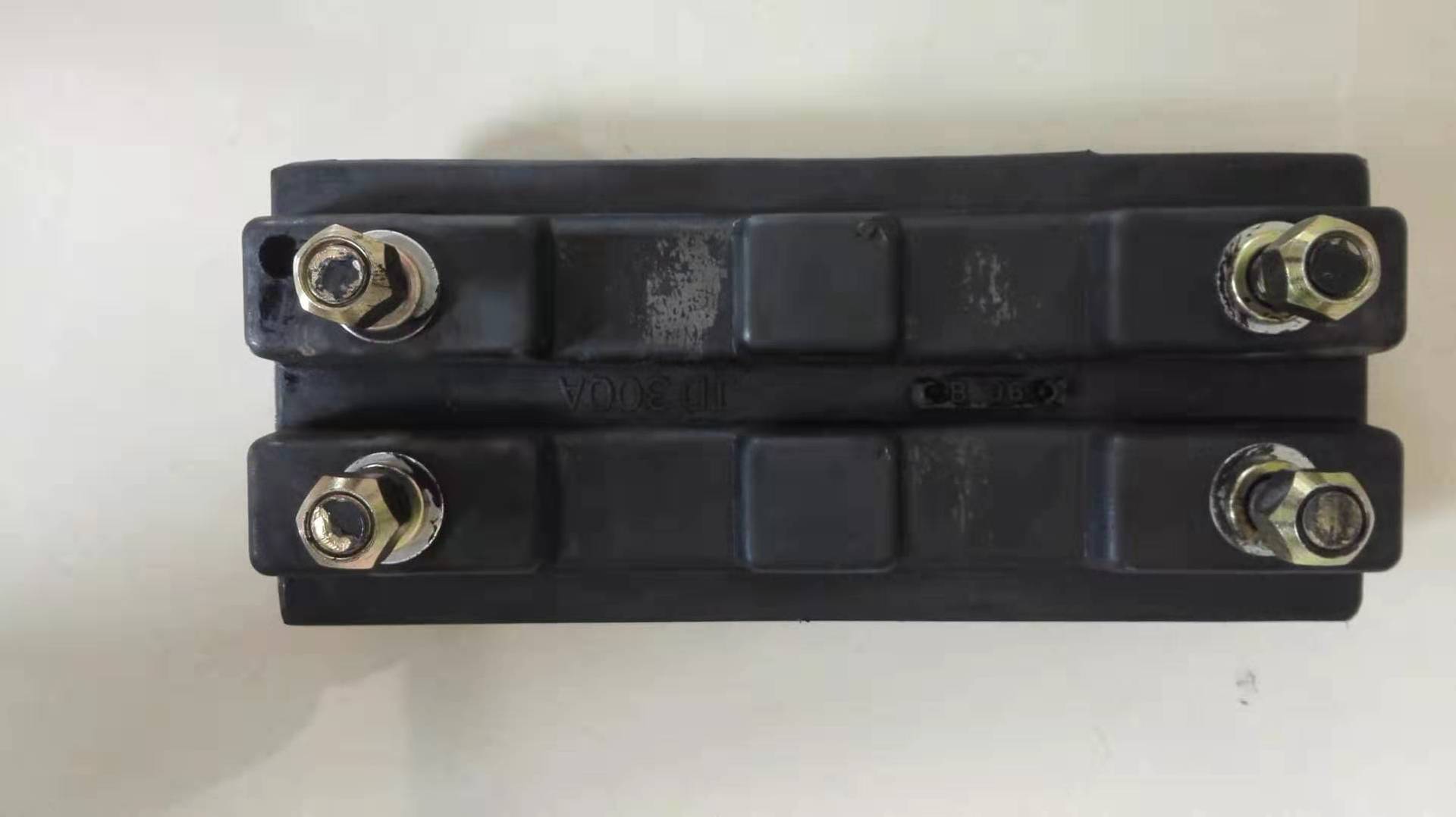 供应铣刨机胶块