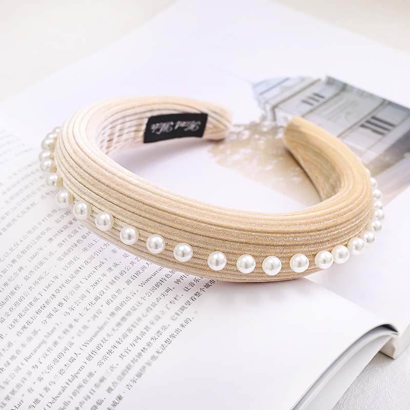 New Sponge Hair Hoop Autumn And Winter Solid Color Pearl Hair Jewelry Wholesale display picture 8