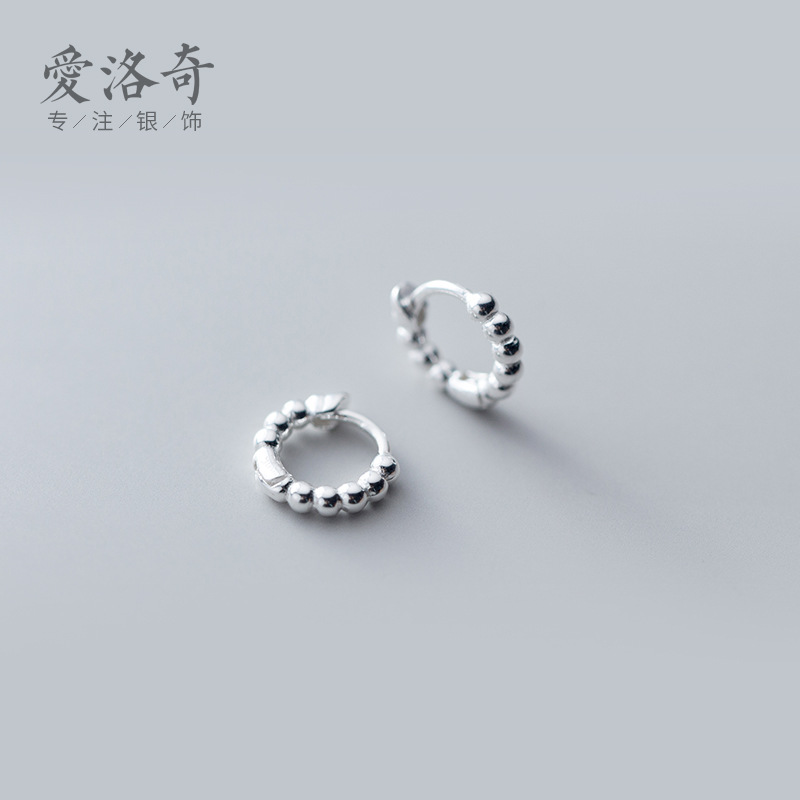 S925 botones de orejas de plata para mujeres coreanas de moda simple perlas de luz perlas de orejas perlas personales perlas de orejas joyas de orejas E8704