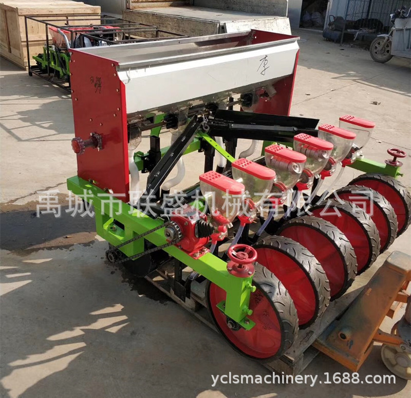 拖拉机带药材播种机 甘蓝谷子芦笋 韭菜菠菜油菜精播种机价格