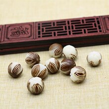 菩提根手雕串珠配件散珠批发菩提金刚桃核文玩串车挂隔珠带皮莲花