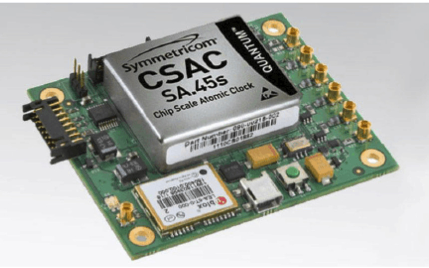 ST3100B 型北斗卫星校时钟（北斗和 GPS）