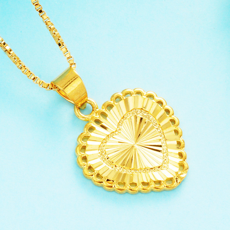 Accesorios transfronterizos nuevo Vietnam oro melocotón corazón colgante mujer Europea oro amor collar imitación oro joyería de la boda