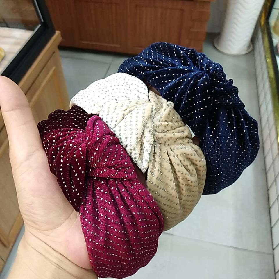 New Velvet Knotted Headband Solid Color Fabric Wide-edge Hot Diamond Hairpin Hair Accessories Wholesale Nihaojewelry display picture 1
