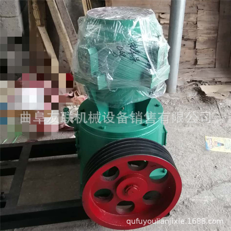 大型平模颗粒饲料机 高温灭菌猪饲料颗粒机 友联颗粒机型号36