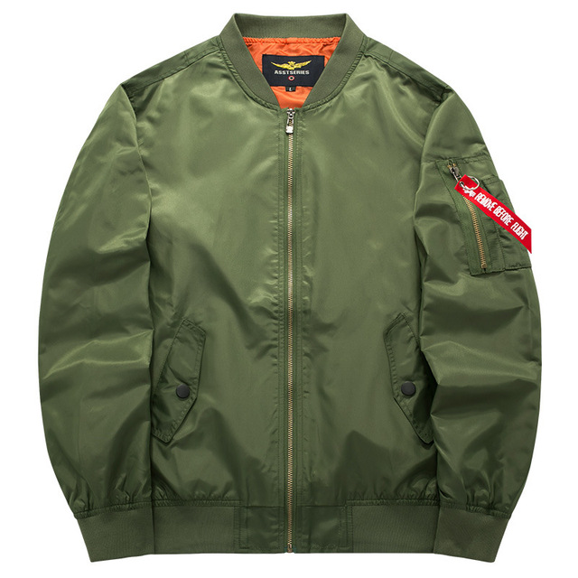 Men’s bomber jacket in spring and Autumn