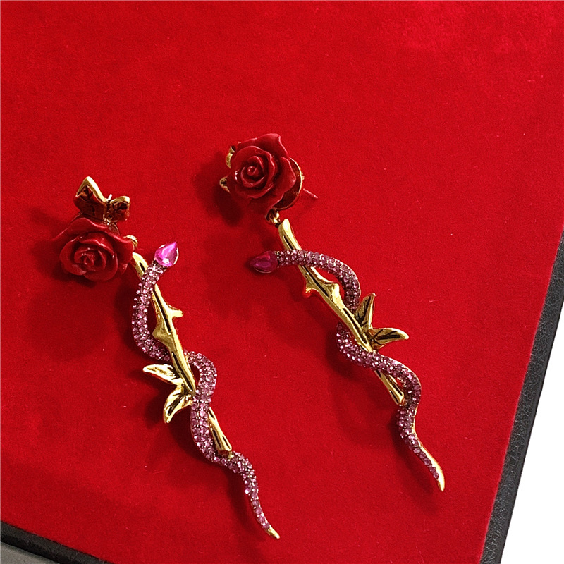 Earrings Retro Big Red Rose Flower Winding Pink Diamond Snake Body Exaggerated Earrings Women display picture 7