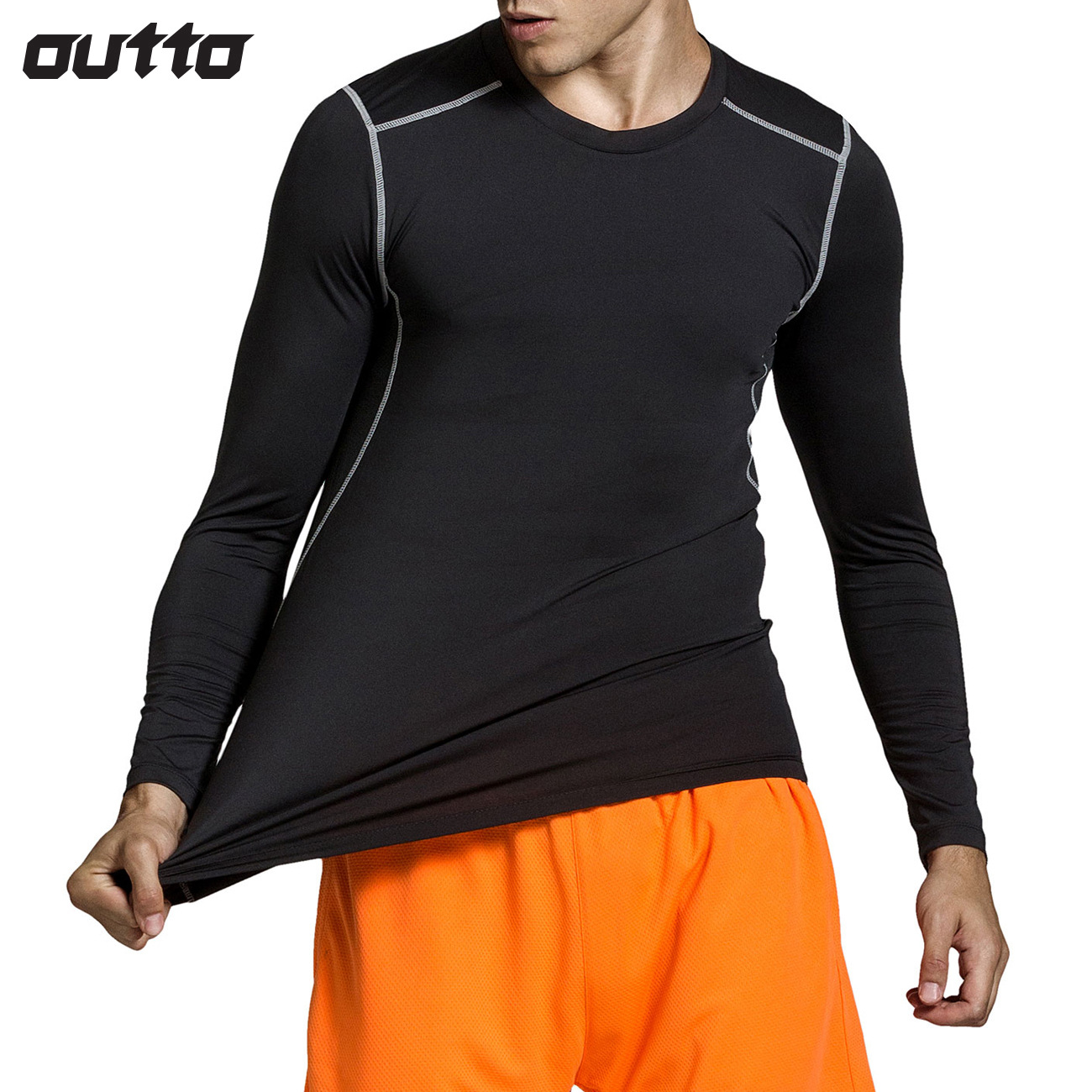 quick dry sports long-sleeve with a round collar