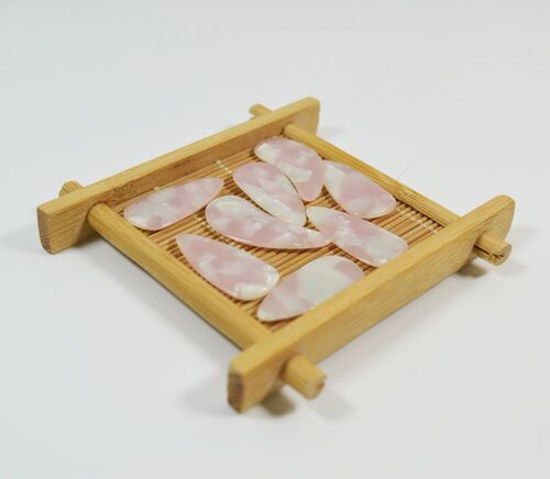 Manufacturer wholesales colorful guzheng nails with finger-wagging artifacts, professional playing guzheng nails for adults and children