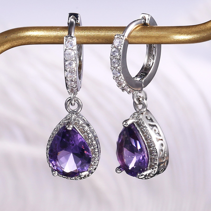 Cao Shi Amazon Hot Sale New Creative Retro Claw with Purple Gem Earrings Ear Jewelry Elegant Ladies Jewelry