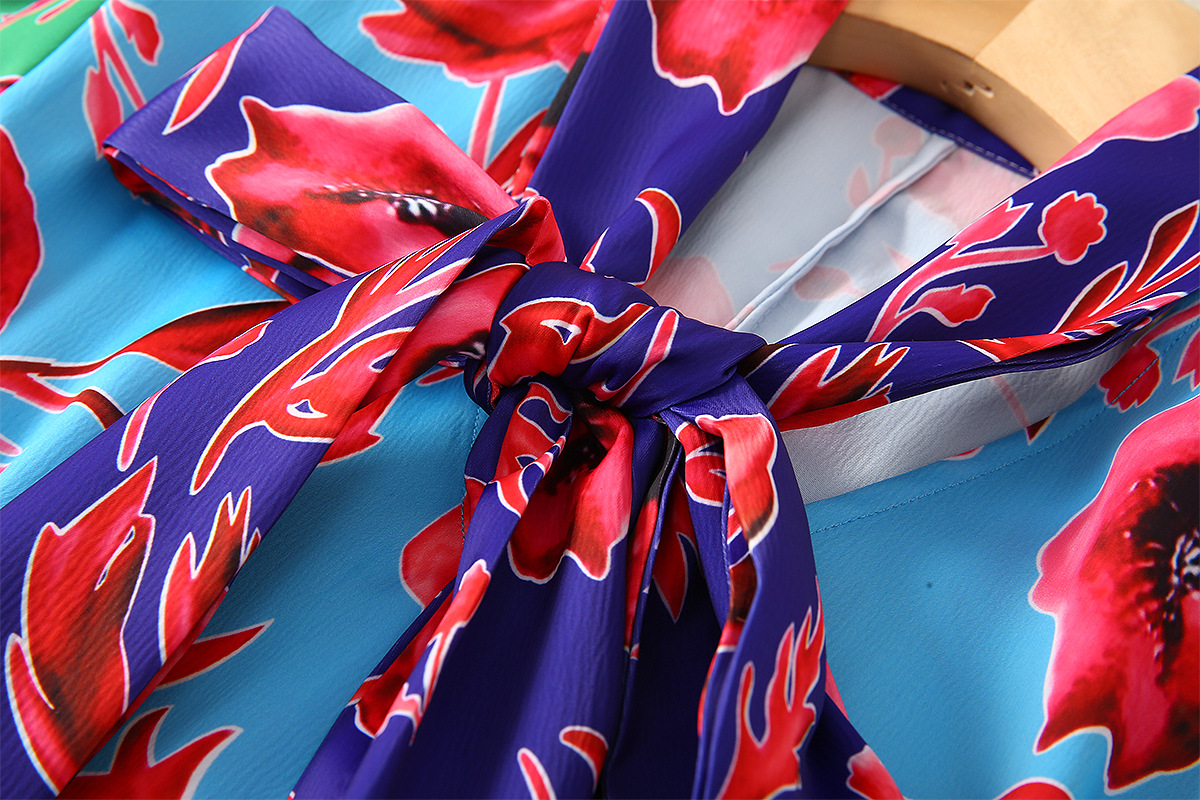 0329-05 超柔缎面印花连衣裙SMLXL码S码胸围82腰