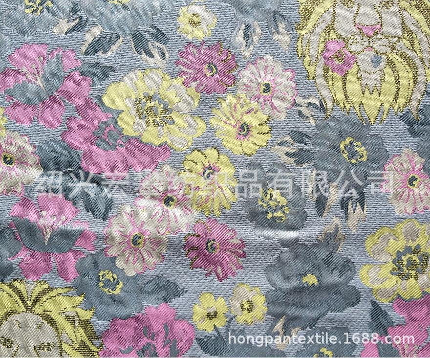腈纶金银丝色织提花布 毛呢提花 提花外套面料动物花朵提花