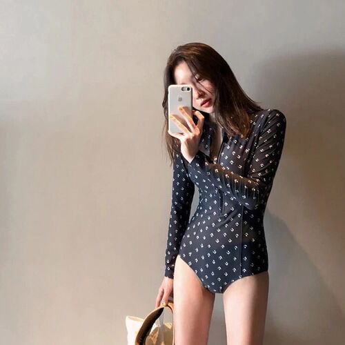 Korea's new swimsuit slimming belly-covering sexy conservative one-piece swimsuit long-sleeved sun protection wetsuit sports swimming