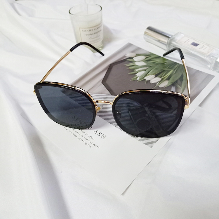 279g Weight Retro Style White, Beige, Transparent, Black Color New Fashion Trendy Big Frame Korean Simple Exquisite Sunglasses Wholesale 5