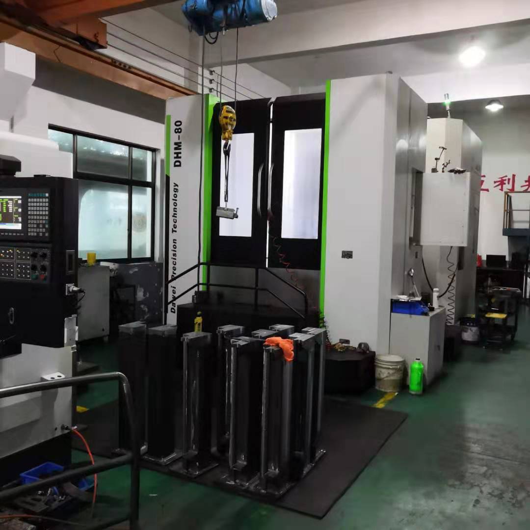 卧式CNC