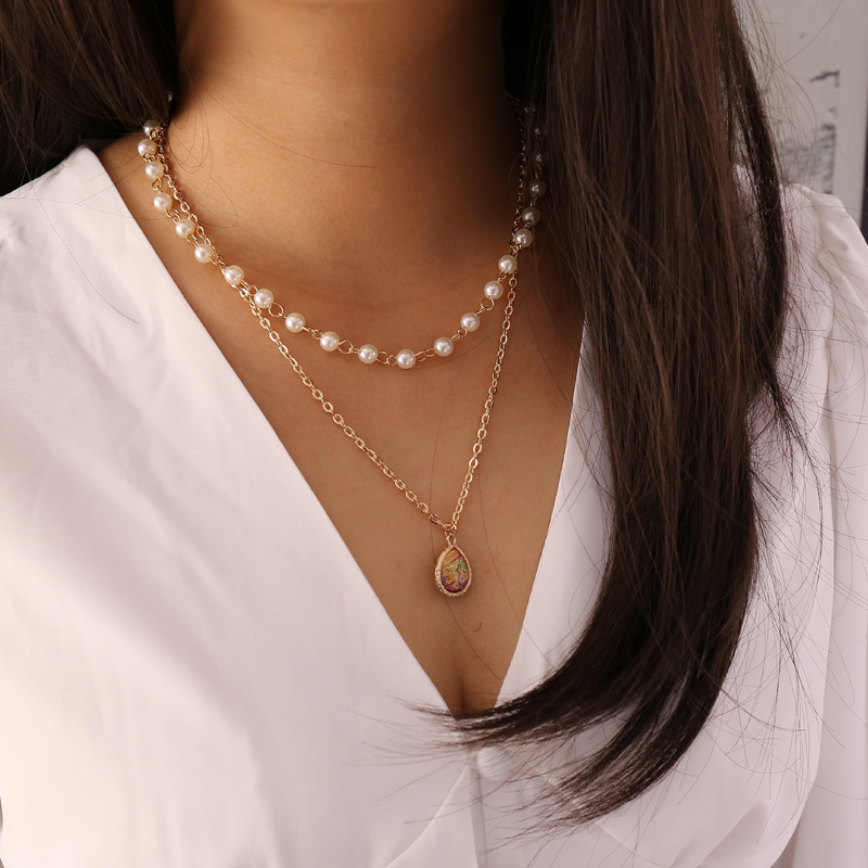 Fashion Pearl Semi-precious Stones Multilayer Necklace Wholesale display picture 3