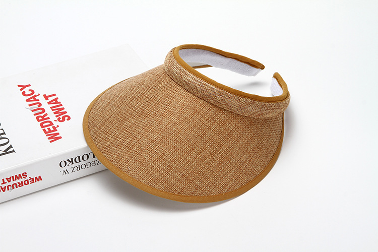 Women's Simple Style Solid Color Flat Eaves Straw Hat display picture 2