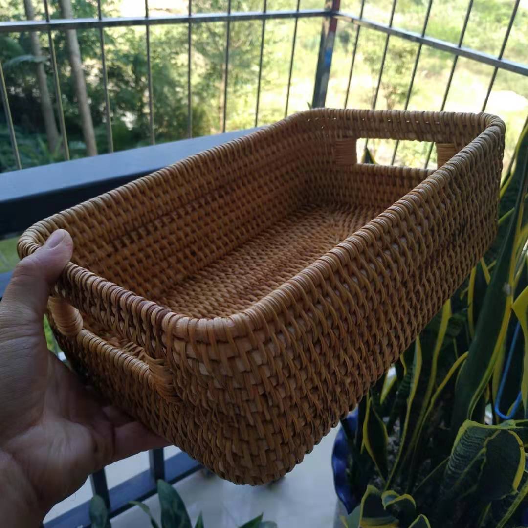 新款复古秋藤手工编织篮特色衣物整理框书本桌面物品带手柄收纳筐
