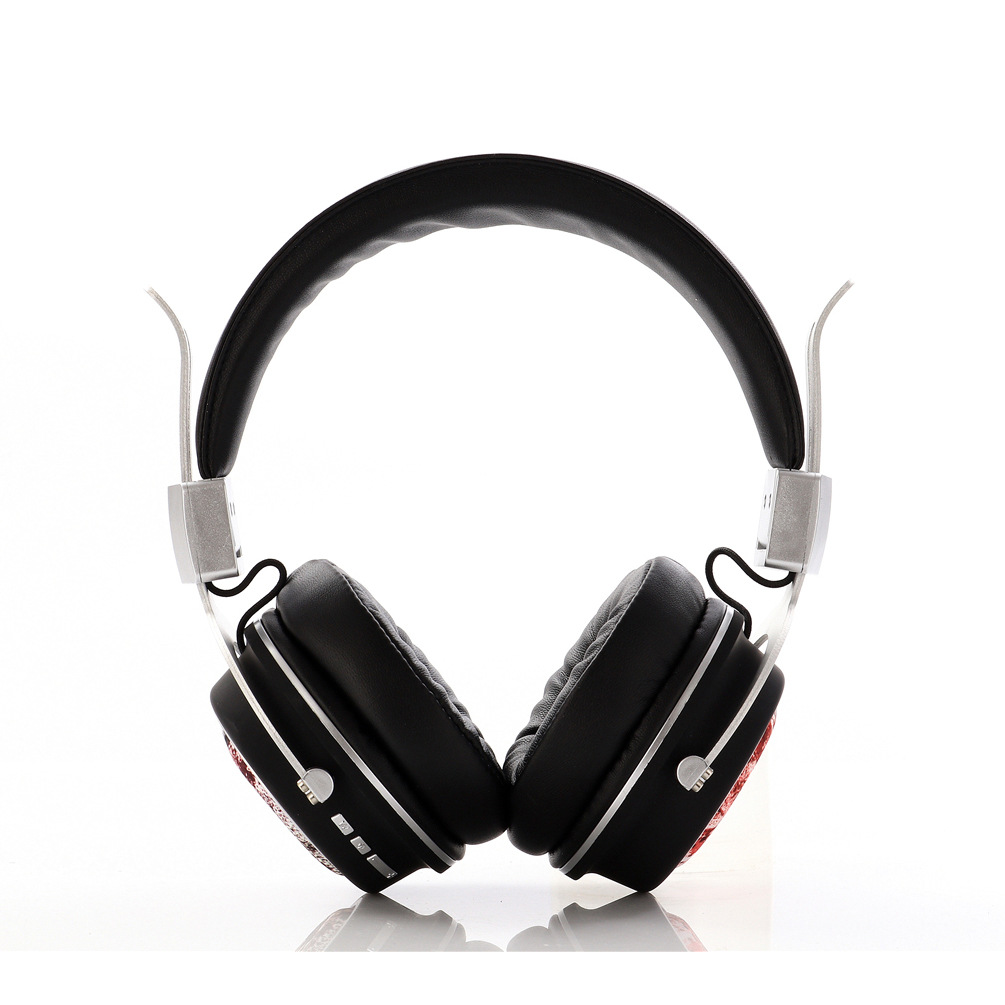 跨境爆款頭戴式無線藍牙耳機重低音耳機手機插卡收音禮品耳麥批發(fā)