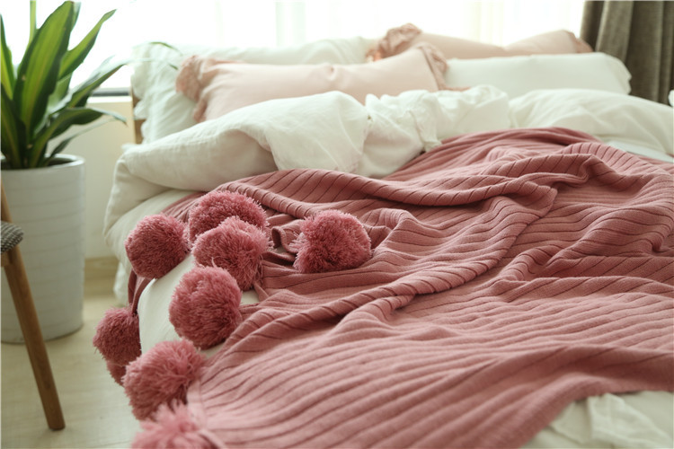 Lehká luxusní severská jednoduchá celobavlněná černá keprová deka do hotelové ložnice, vlněná deka, povlečení_voghion.com