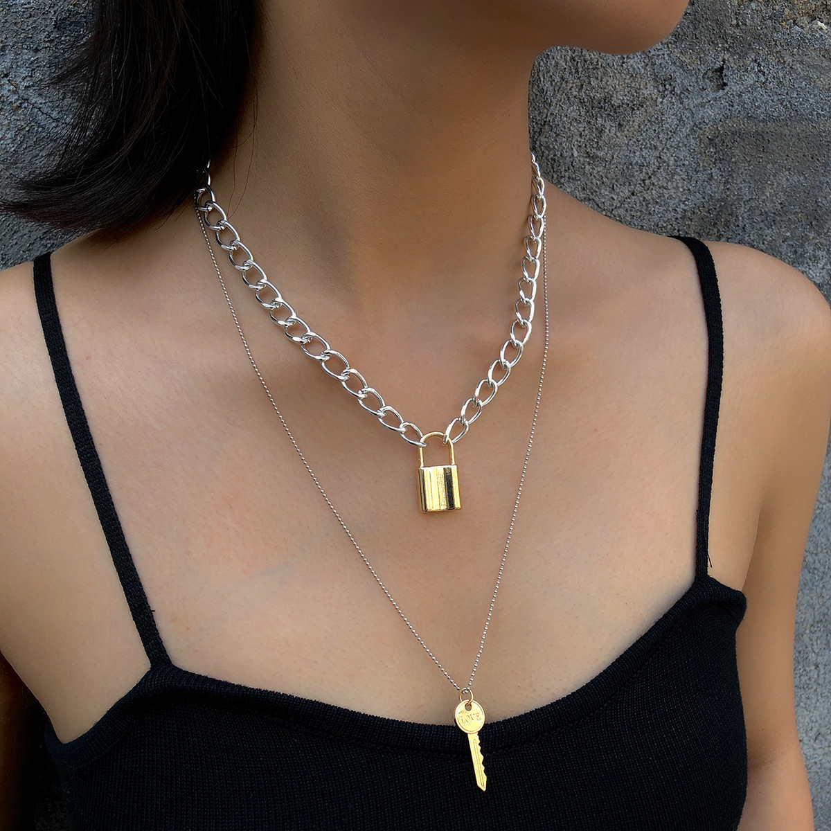 欧美跨境饰品 创意时尚几何元素love项饰 复古钥匙锁形吊坠项链女