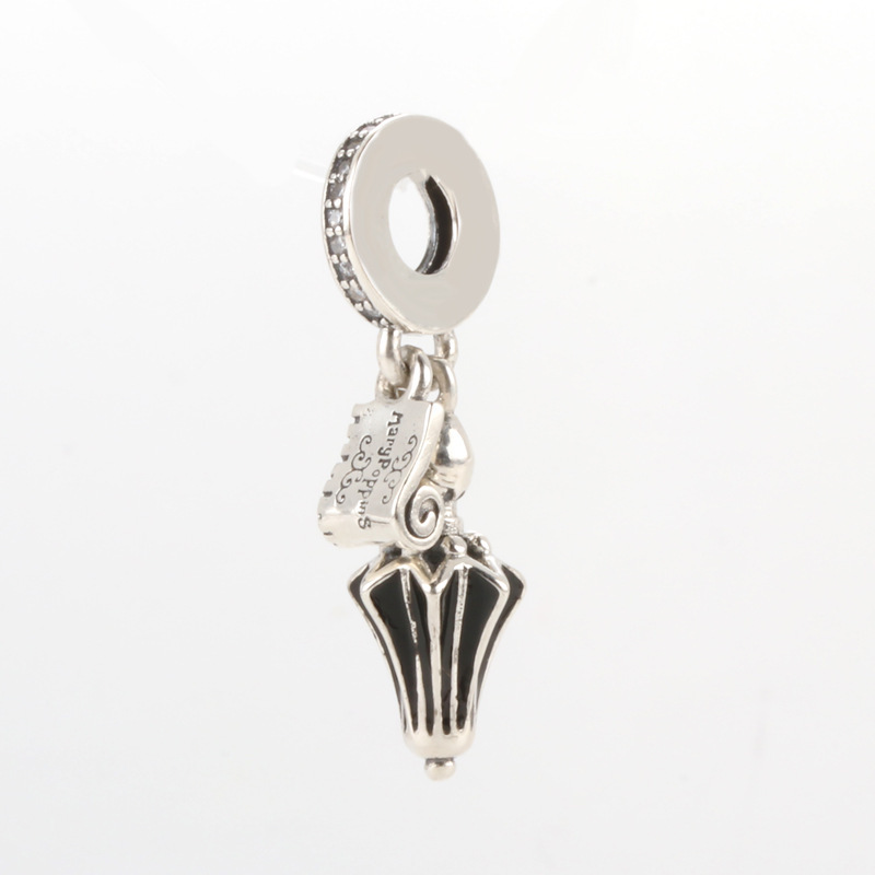 Panjia 18 new sterling silver pendant European and American new black umbrella charm pendant simple black umbrella Panjia 18 new sterling silver pendant European and American new black umbrella charm pendant simple black umbrella