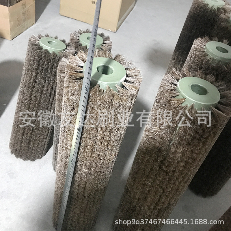 Supply horsetail brush roller for fruit polishing bristle brush anti-static horsehair brush roller cleaning